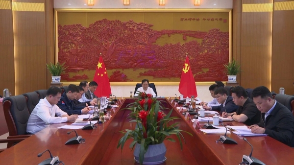 县委常委会会议暨县委党的建设工作领导小组（扩大）会议召开